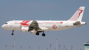 Photo of TS-IML - Airbus A320-211 operated by Tunisair