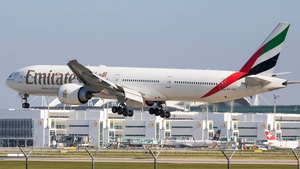 Photo of A6-ENL - Boeing 777-31H(ER) operated by Emirates