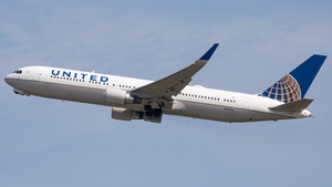 Photo of N649UA - Boeing 767-322(ER) operated by United Airlines