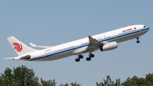Photo of B-5947 - Airbus A330-343 operated by Air China