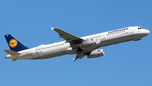 Photo of D-AIDI - Airbus A321-231 operated by Lufthansa