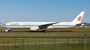 Photo of B-2039 - Boeing 777-39L(ER) operated by Air China