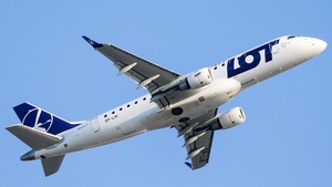 Photo of SP-LIK - Embraer ERJ-175LR operated by LOT Polish Airlines