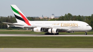 Photo of A6-EDE - Airbus A380-861 operated by Emirates