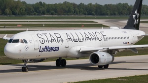 Photo of D-AIRW - Airbus A321-131 operated by Lufthansa
