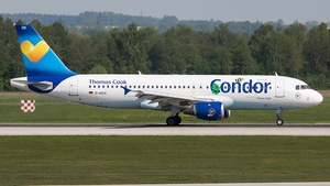 Photo of D-AICH - Airbus A320-212 operated by Condor