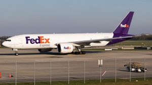 Photo of N844FD - Boeing 777-FHT operated by FedEx