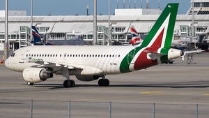 Photo of EI-IML - Airbus A319-112 operated by Alitalia