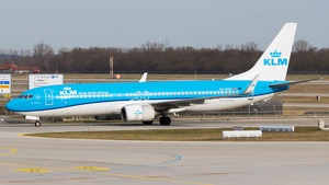 Photo of PH-BXZ - Boeing 737-8K2 operated by KLM Royal Dutch Airlines