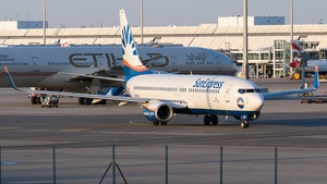 Photo of D-ASXA - Boeing 737-8Z9 operated by SunExpress Germany