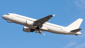 Photo of YL-LCO - Airbus A320-214 operated by SmartLynx Airlines