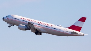 Photo of OE-LBP - Airbus A320-214 operated by Austrian Airlines