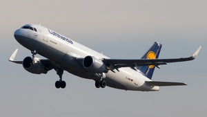 Photo of D-AIWB - Airbus A320-214 operated by Lufthansa