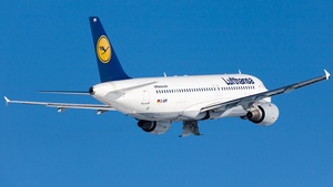 Photo of D-AIPF - Airbus A320-211 operated by Lufthansa