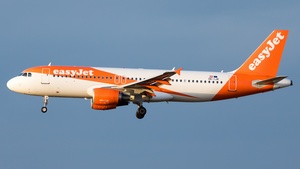 Photo of OE-IJR - Airbus A320-214 operated by easyJet Europe