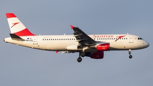 Photo of OE-LXB - Airbus A320-216 operated by Austrian Airlines