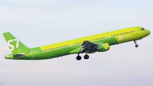 Photo of VQ-BQJ - Airbus A321-211 operated by S7 Airlines
