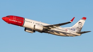 Photo of LN-DYQ - Boeing 737-8JP operated by Norwegian Air Shuttle