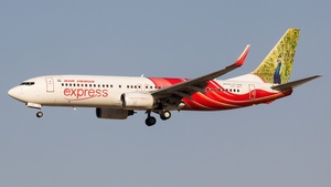 Photo of VT-AXT - Boeing 737-8HG operated by Air India Express
