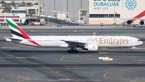 Photo with serial 32715 - Boeing 777-31H(ER)