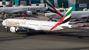 Photo of A6-ECT - Boeing 777-31H(ER) operated by Emirates