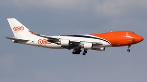 Photo of OO-THB - Boeing 747-4HAF(ER) operated by TNT Airways