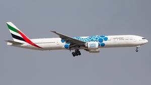 Photo of A6-EPK - Boeing 777-31H(ER) operated by Emirates