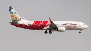 Photo of VT-AXH - Boeing 737-8HG operated by Air India Express