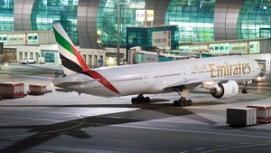 Photo of A6-ECL - Boeing 777-36N(ER) operated by Emirates