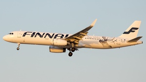 Photo of OH-LZL - Airbus A321-231 operated by Finnair