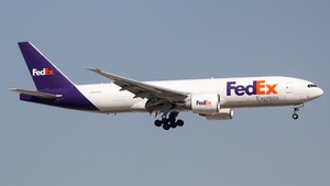 Photo of N884FD - Boeing 777-FS2 operated by FedEx