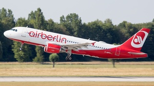 Photo of D-ABFN - Airbus A320-214 operated by Air Berlin