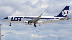 Photo of SP-LIL - Embraer ERJ-175LR operated by LOT Polish Airlines