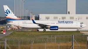 Photo of D-ASXU - Boeing 737-8FH operated by SunExpress Germany
