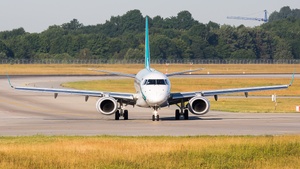 Photo of I-ADJR - Embraer ERJ-195LR operated by Air Dolomiti