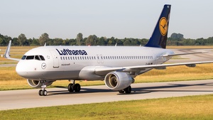 Photo of D-AIWA - Airbus A320-214 operated by Lufthansa