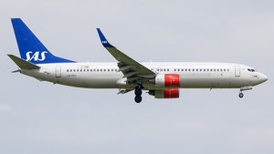 Photo of LN-RRJ - Boeing 737-883 operated by SAS Scandinavian Airlines