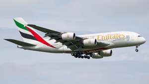 Photo of A6-EDX - Airbus A380-861 operated by Emirates