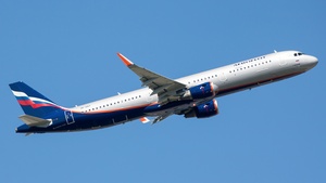 Photo of VP-BAY - Airbus A321-211 operated by Aeroflot