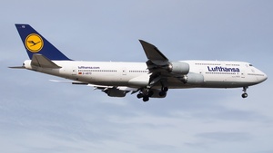 Photo of D-ABYD - Boeing 747-830 operated by Lufthansa