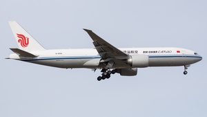 Photo of B-2092 - Boeing 777-FFT operated by Air China Cargo