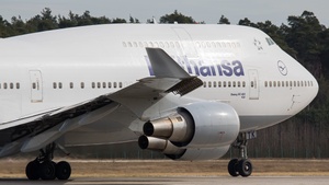 Photo of D-ABTK - Boeing 747-430 operated by Lufthansa