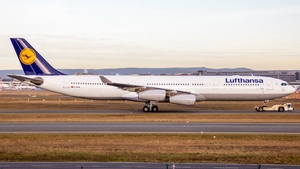 Photo of D-AIGM - Airbus A340-313 operated by Lufthansa