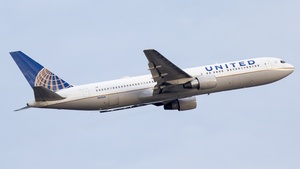 Photo of N651UA - Boeing 767-322(ER) operated by United Airlines
