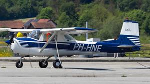PH-HNE