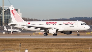 Photo of TS-IMP - Airbus A320-211 operated by Tunisair