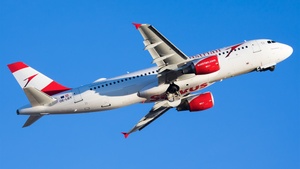 Photo of OE-LBY - Airbus A320-214 operated by Austrian Airlines