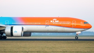 Photo of PH-BVA - Boeing 777-306(ER) operated by KLM Royal Dutch Airlines