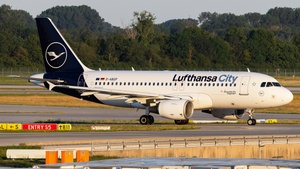 Photo of D-ABGP - Airbus A319-112 operated by Lufthansa City Airlines