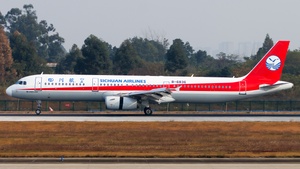 Photo of B-6836 - Airbus A321-231 operated by Sichuan Airlines